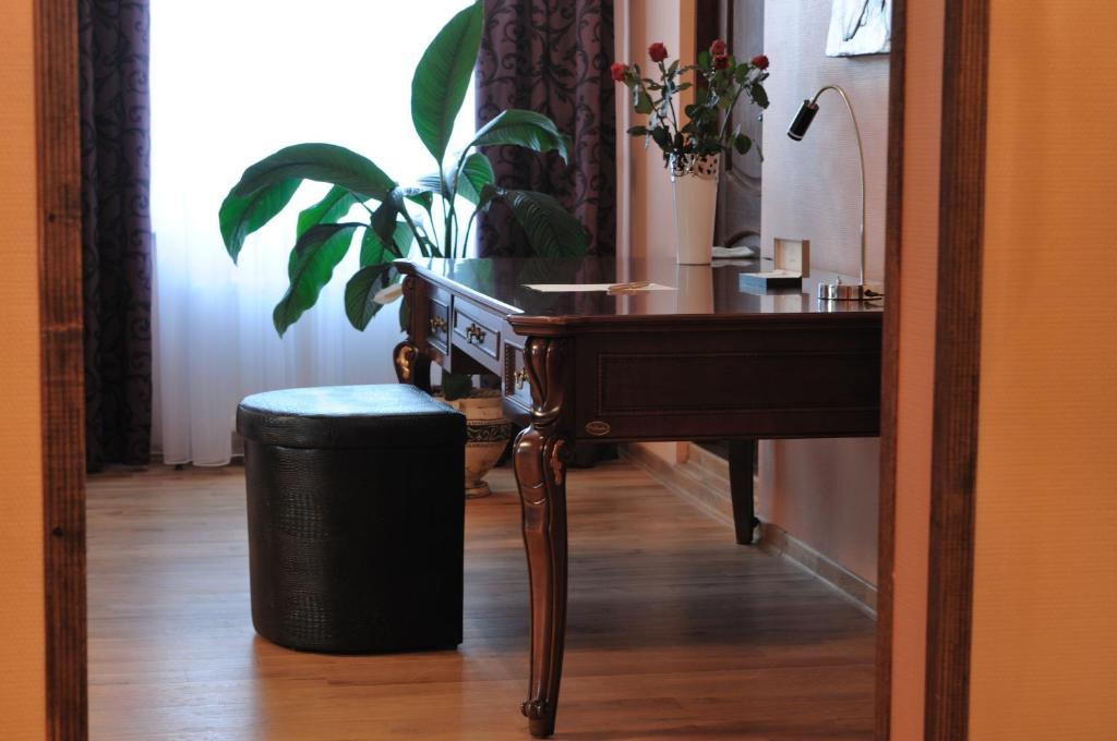 Melrose Hotel Rivne Rom bilde
